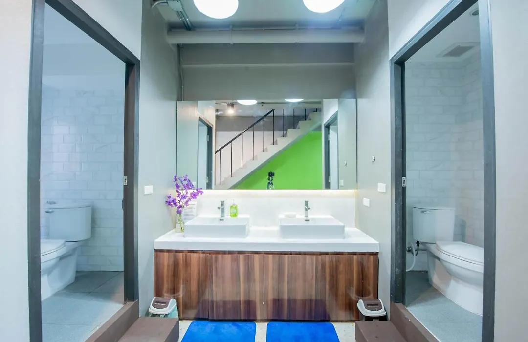 Mascotte Hostel Silom-1